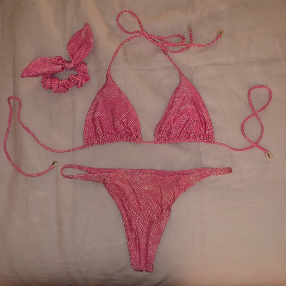 KASAKAI Strawberry Snake Riley/Axel Bikini - Picture 2 of 3